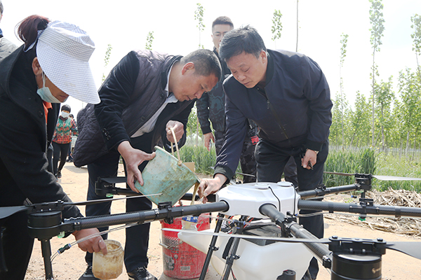 China Coal Group Plant Protection UAV Technology Going to the Countryside to Help Intelligent Agriculture