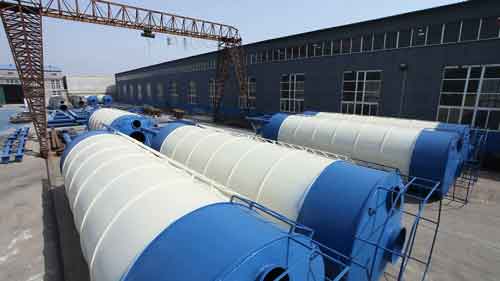 Installation Of Cement Silo In Concrete Mixing Plant