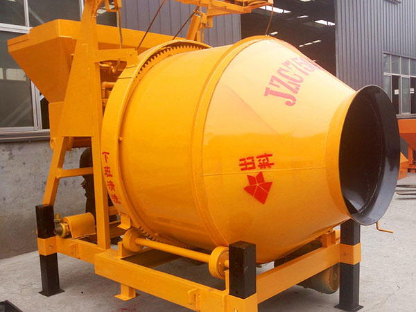 What Are The Requirements For The Safe Operation Of The Self-Dropping Medium Concrete Mixer?