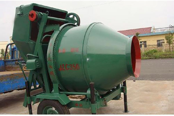 Medium Concrete Mixer Is Not Expensive