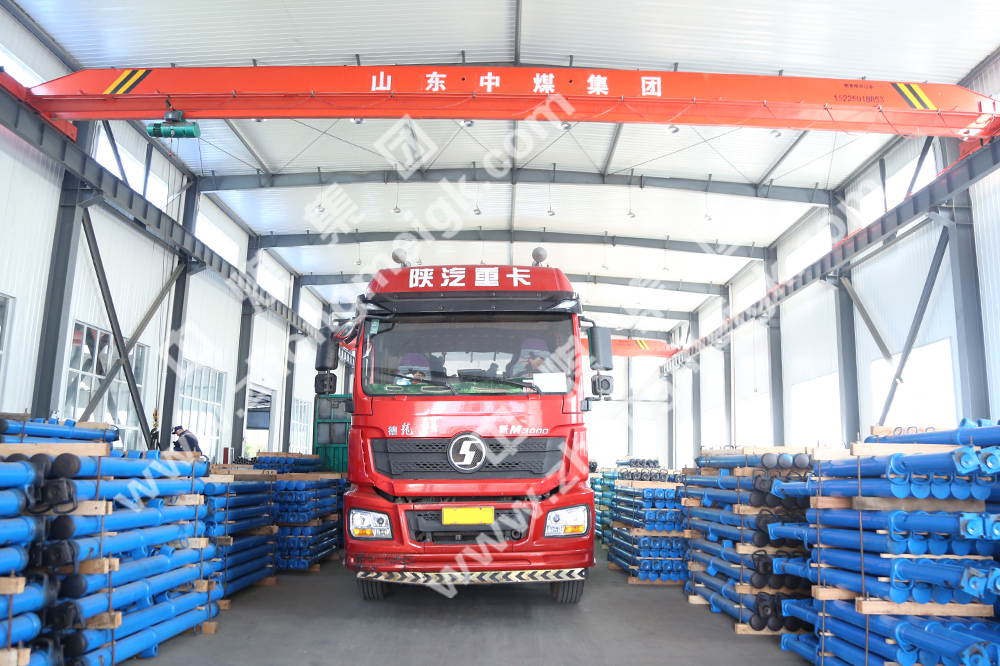 China Coal Group Sent A Batch Of Mining Single Hydraulic Props To Yulin, Shanxi