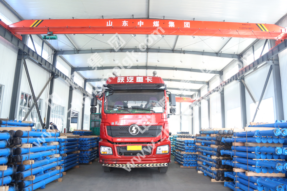 China Coal Group Sent A Batch Of Mining Single Hydraulic Props To Yulin, Shaanxi